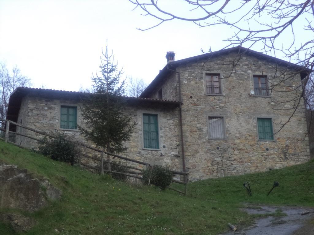 Le Chianine Dei Tognoli Hotell Gragnola Exteriör bild